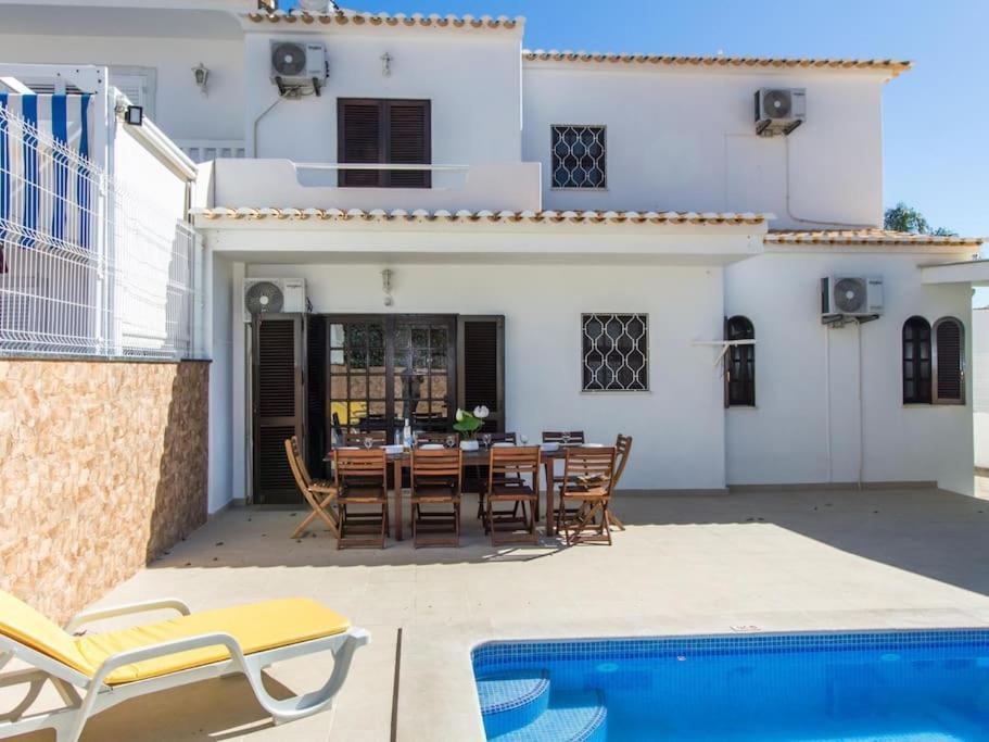 Villa Dogueno- Privat Pool & Privacy & Albufeira Center Экстерьер фото